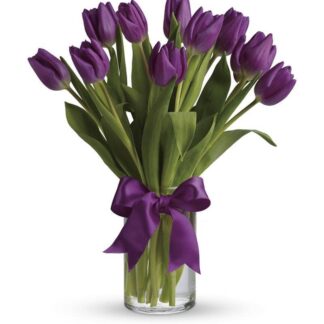 10 Tulips in a Vase