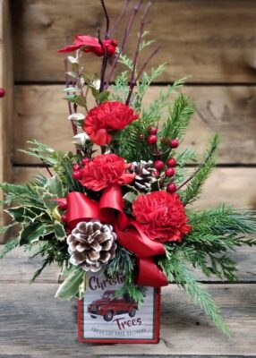 Quaint Christmas Arrangement