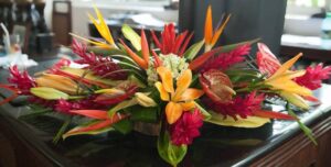 Tropical centrepiece
